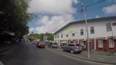 Paramaribo Suriname şehir merkezinden geçiyorum.