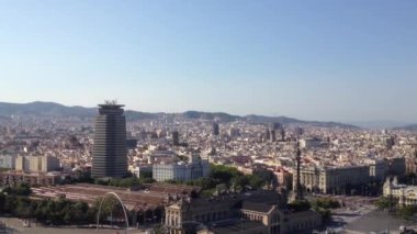 Barcelona 'daki Port teleferiğinden görüntü