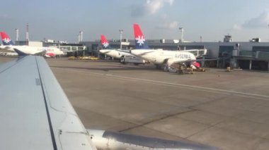 Belgrad Nikola Tesla Havalimanı 'ndan AirSerbia ile ayrılıyor