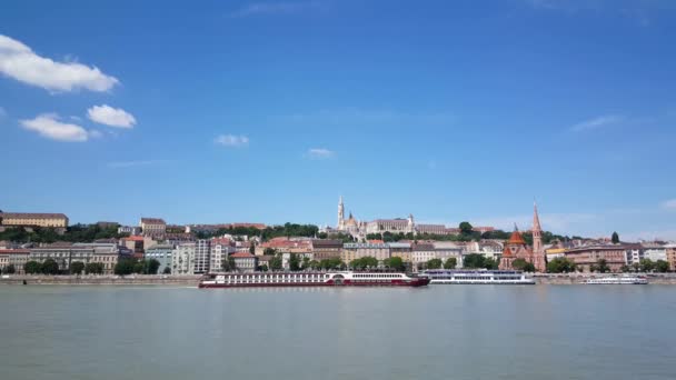 Vue Pest Buda Budapest Hongrie Avec Église Matthias Bateau Croisière — Video