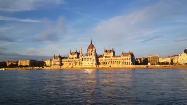 Budova Maďarského Parlamentu Budapešťský Parlament Večerním Světle — Stock video