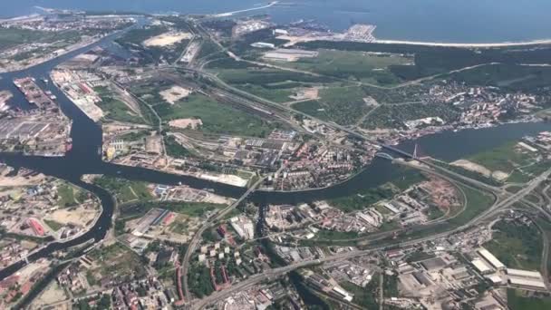 Vzlétnout Letiště Gdaňsku Létat Nad Starým Městem Gdaňsk Polsko — Stock video