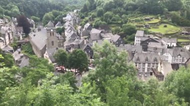 Pan, Almanya 'nın Monschau şehrinden