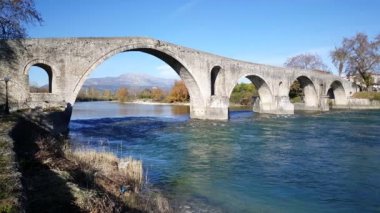 Arta Yunanistan 'daki Gefira köprüsü