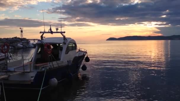 Zonsondergang Vanuit Haven Potos Thassos Griekenland — Stockvideo