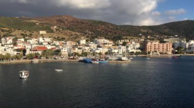 Marmari Yunanistan Limanı 'ndan ayrılıyor