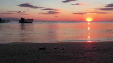 Dedeağaç Yunanistan 'ın gün batımı ve plajından zaman aşımı