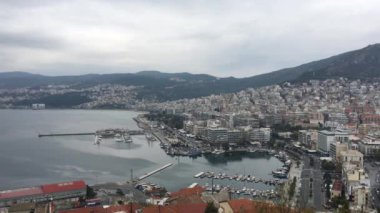 Yunanistan 'daki Bizans şatosundan Kavala' ya bak