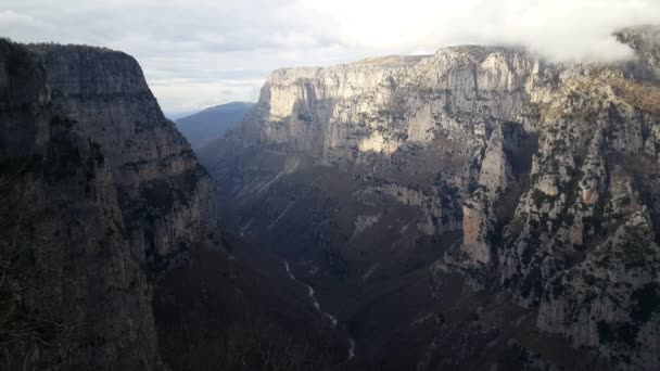 Desfiladero Vikos Las Montañas Pindus Del Norte Grecia — Vídeos de Stock