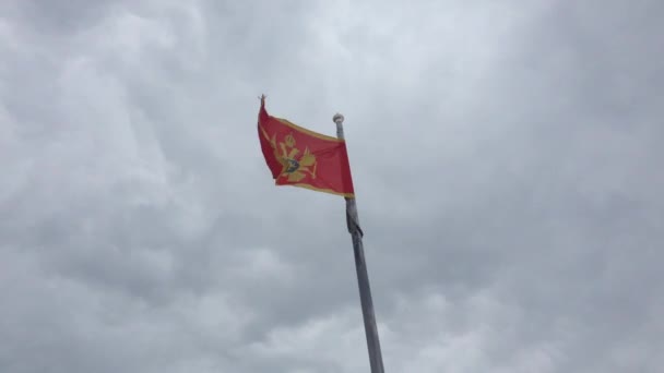 Флаг Старого Города Будве Черногория — стоковое видео