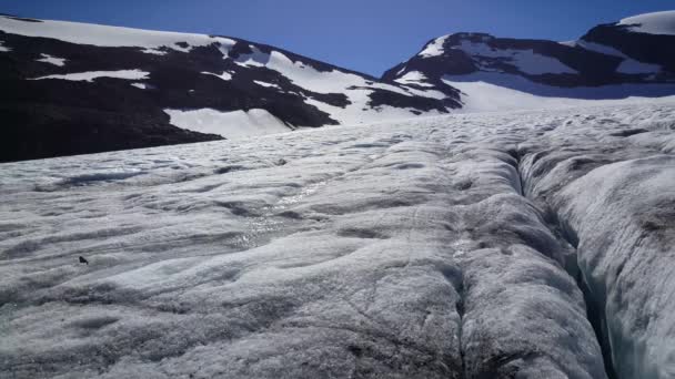 Topniejący Lód Śnieg Parku Narodowym Jotunheimen Norwegia — Wideo stockowe