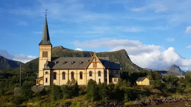 Iglesia Vagan Pueblo Kabelvag Lofoten Noruega — Vídeo de stock