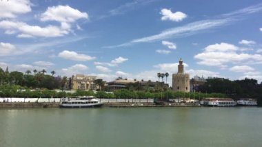 Alfonso Kanalı 13. Torre del Oro ile İspanya 'da.