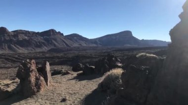 Teide Dağı çevresindeki manzaradan Kanarya Adaları 'ndaki Tenerife' de bir volkan