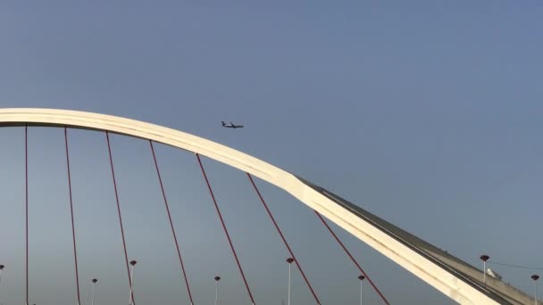 Airplane Flying Barqueta Bridge Seville Spain — Stock Video