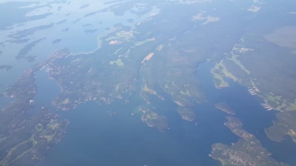 Sveç Adaların Üzerinde Uçmak — Stok video