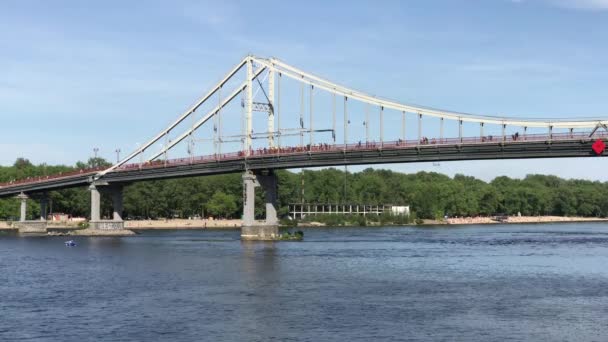 Pont Brouillard Pishokhidniy Dessus Rivière Dniepr Kiev Ukraine — Video