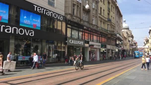 Pan Tram Che Passa Dal Centro Zagabria Croazia — Video Stock