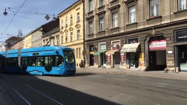 Zagreb Şehir Merkezinden Geçen Tramvay Hırvatistan — Stok video