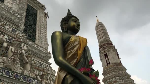 Buddha Staty Vid Wat Arun Ett Buddistiskt Tempel Bangkok Thailand — Stockvideo