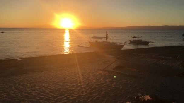 Катамаран Лодки Закат Острове Баликасаг Бохоле Филиппины — стоковое видео