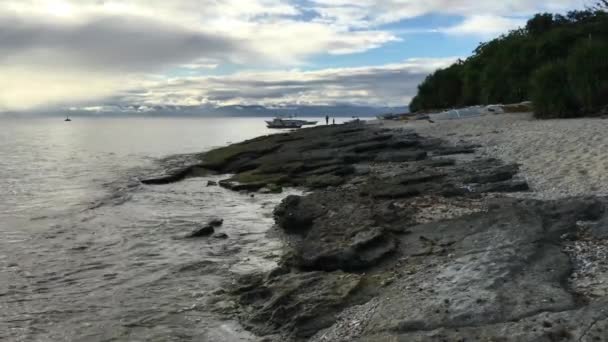 Catamarã Barco Pôr Sol Ilha Balicasag Bohol Filipinas — Vídeo de Stock