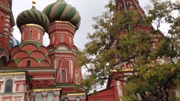 Tilt Pan Saint Basil Katedral Moskva Kreml — Stockvideo
