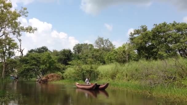 Mit Dem Boot Auf Einem See Sri Lanka — Stockvideo