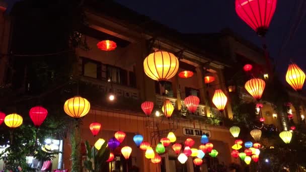 Kleurrijke Lantaarns Nachts Straat Van Hoi Vietnam — Stockvideo