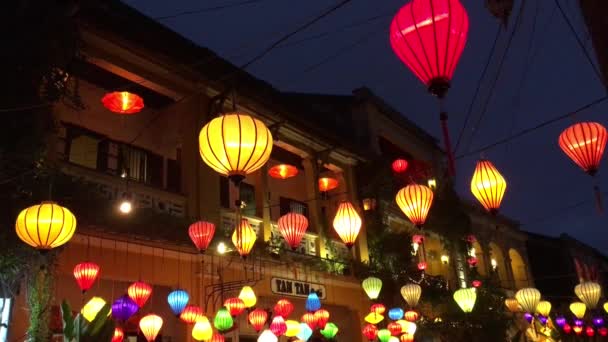 Kleurrijke Lantaarns Nachts Straat Van Hoi Vietnam — Stockvideo