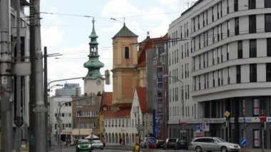 Michael Tower ve Bratislava Slovakya 'da bir sokak