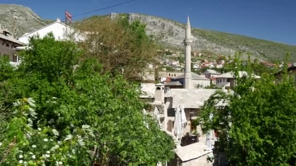 Inclinación Ciudad Mostar Río Bosnia Herzegovina — Vídeos de Stock