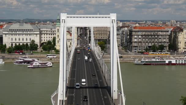 Verkehr Auf Der Elisabeth Brücke Von Budapest Budapest Ungarn — Stockvideo