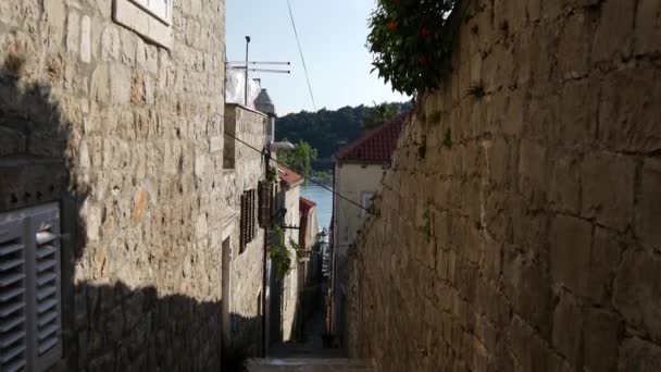 Tilt Calle Del Casco Antiguo Cavtat Croacia — Vídeos de Stock