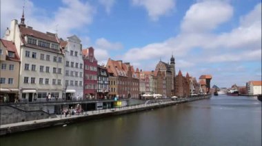 Gdansk Polonya 'nın rıhtımında zaman aşımı