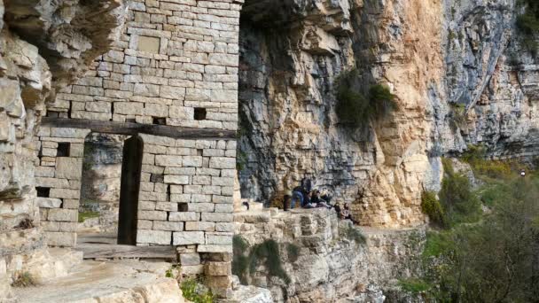 Kapu Szent Paraskevi Kolostorban Egy Elhagyatott Kolostor Zagori Görögországban — Stock videók