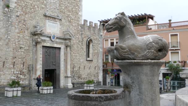 Фонтан Старом Городе Таормина Италии — стоковое видео
