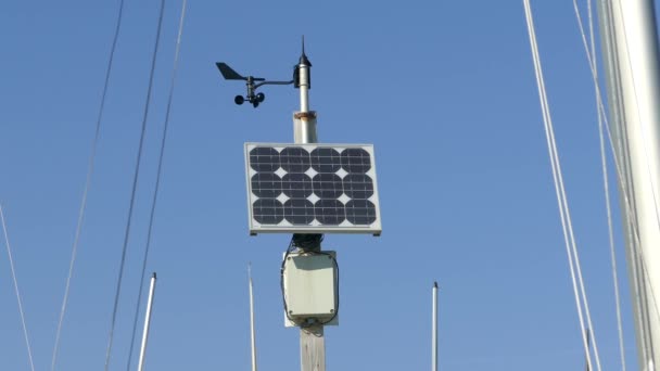 Estación Meteorológica Con Energía Solar Torre Mare Italia — Vídeos de Stock