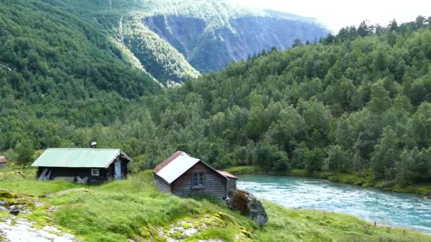 Hutten Bij Rivier Het Meer Morkidsdalen Park Skjolden Noorwegen — Stockvideo