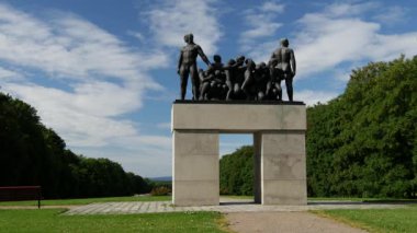 Vigeland heykel parkındaki heykel Oslo Norveç