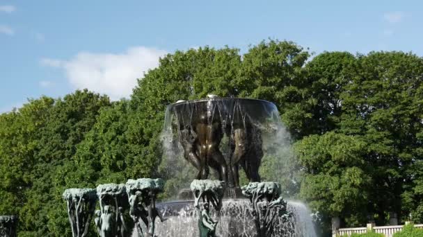 Fontein Vigeland Sculptuur Park Oslo Noorwegen — Stockvideo