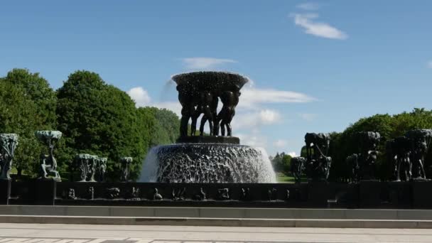 Fontein Vigeland Sculptuur Park Oslo Noorwegen — Stockvideo