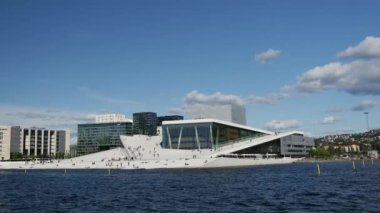 Norveç 'teki Oslo Opera Binası.