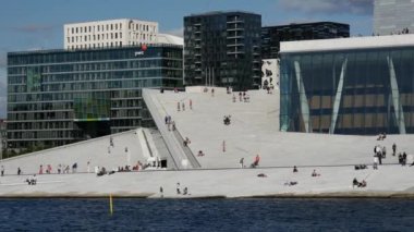 Norveç 'teki Oslo Opera Evi' nden Pan.