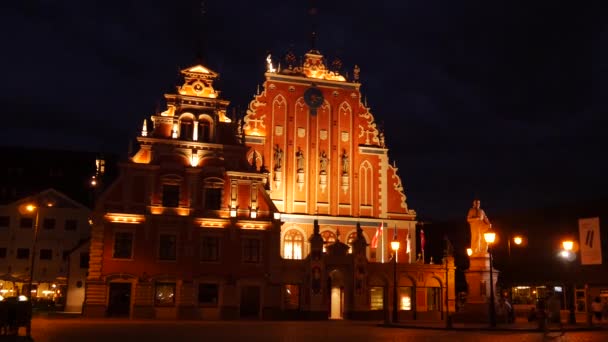 Casa Los Blackheads Por Noche Riga Letonia — Vídeos de Stock