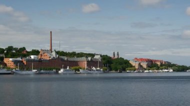 Stockholm 'ün Sdermalm ilçesinde Riddarfjorden' a bakan 18. yüzyıldan kalma konutlar.