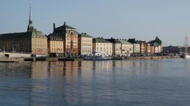 Sabah İsveç 'in Gamla Stan kasabasında.