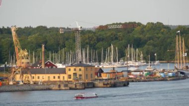 Curgarden ve Beckholmen rıhtımı İsveç Stockholm 'de.