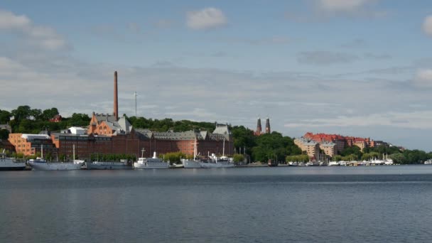 Time Lapse 18Th Century Housing Facing Riddarfjorden Sdermalm District Estocolmo — Vídeo de stock