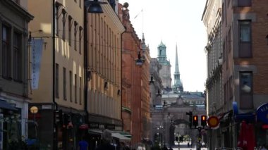 Stockholm İsveç 'teki Riksbron Köprüsü Riksplan Meydanı' ndaki kalabalığın zaman aşımı